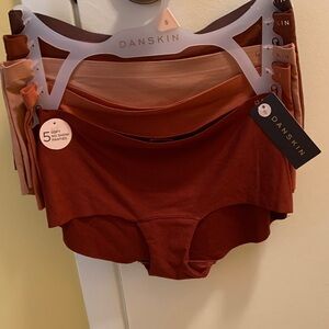 Danskin No Show Women's Panties Set of 5 in Warm Tones